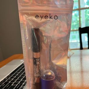 Eyeko Double Act Shadow Stick and Pencil Sharpener, Cookies and Cream